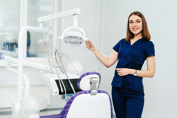 General Dentist Vs  Specialist: What’s The Difference?